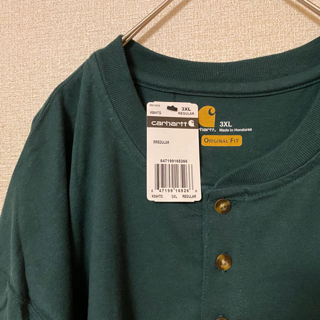 carhartt(カーハート)の新品　ヘンリーネック carhartt Tシャツ ハンターグリーン 緑 グリーン メンズのトップス(Tシャツ/カットソー(半袖/袖なし))の商品写真