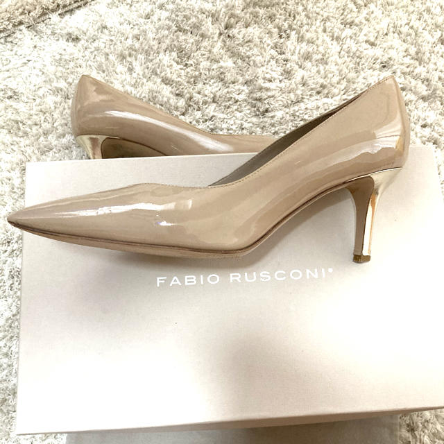 FABIO RUSCONI(ファビオルスコーニ)の【FABIO RUSCONI 】Vカットバイカラーパンプス レディースの靴/シューズ(ハイヒール/パンプス)の商品写真