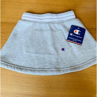 チャンピオン(Champion)の【新品】チャンピオン　スカート　2歳サイズ(スカート)