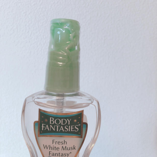 BODY FANTASIES(ボディファンタジー)のボディファンタジー ボディスプレー ホワイトムスク(50ml) コスメ/美容の香水(ユニセックス)の商品写真