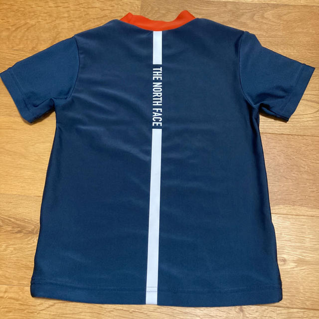 THE NORTH FACE(ザノースフェイス)のノースフェイス  ラッシュガード　120 キッズ/ベビー/マタニティのキッズ服男の子用(90cm~)(水着)の商品写真