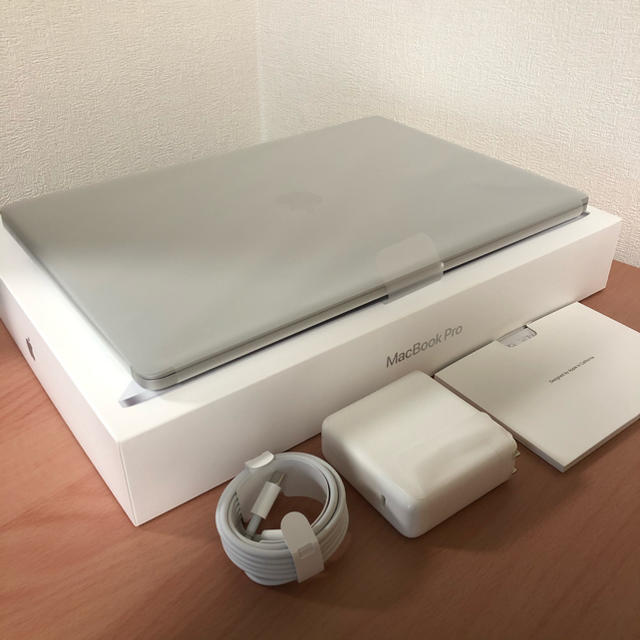 【充放電回数28回】Apple MacBook Pro2020 16