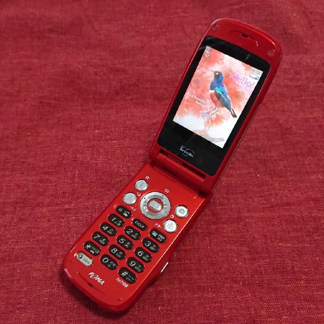 NTTdocomo(エヌティティドコモ)のドコモ　SH900i　レッド　ガラケー本体 スマホ/家電/カメラのスマートフォン/携帯電話(携帯電話本体)の商品写真