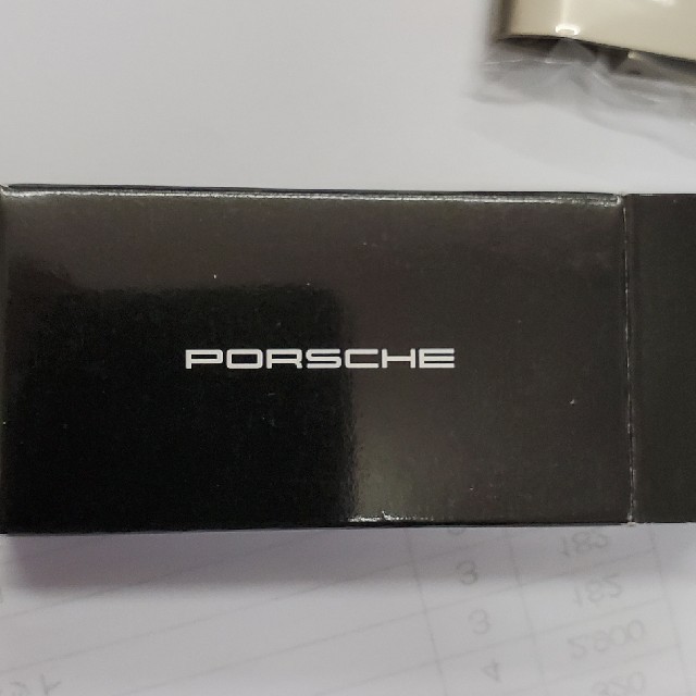 Porsche(ポルシェ)のポルシェ　マネークリップ　新品未使用 メンズのファッション小物(マネークリップ)の商品写真