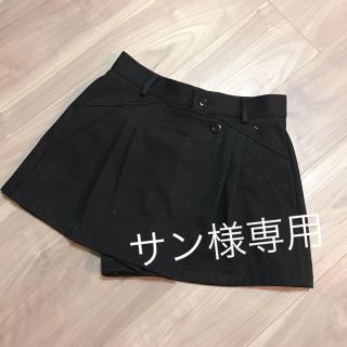 レッドヴァレンティノ(RED VALENTINO)のRED VALENTINO ショートパンツ(ショートパンツ)