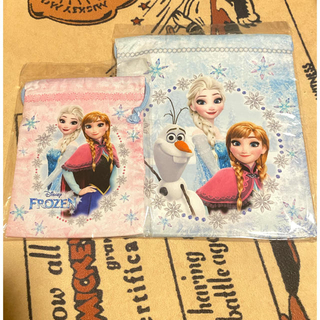 ディズニー(Disney)のアナと雪の女王　巾着2枚セット(ランチボックス巾着)