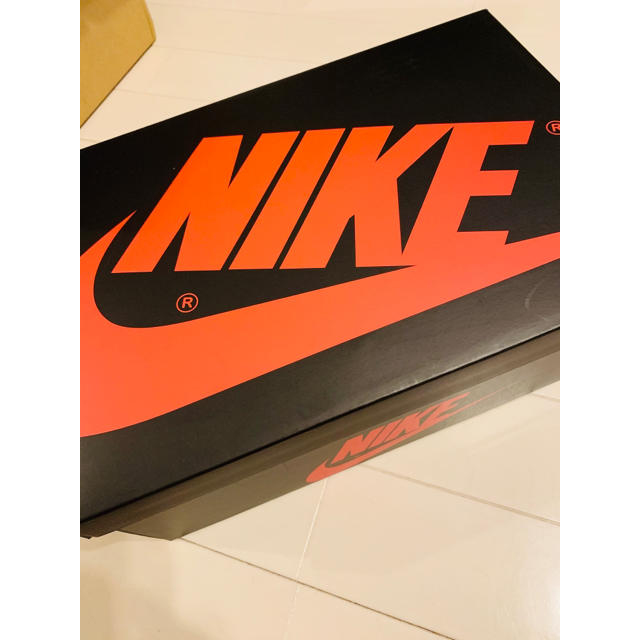 NIKE(ナイキ)のナイキ エアジョーダン1 スモーク グレー Smoke Gray 27.5cm メンズの靴/シューズ(スニーカー)の商品写真