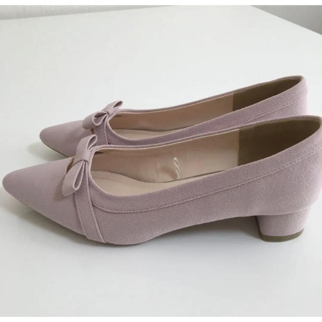 パンプス　ピンク　ローヒール レディースの靴/シューズ(ハイヒール/パンプス)の商品写真