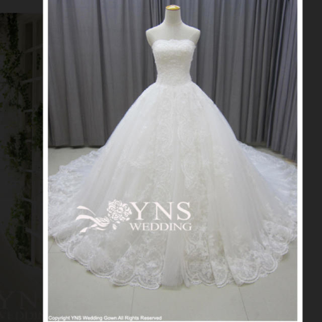 Vera Wang(ヴェラウォン)の期間限定お値下げ！YNS wedding ウェディングドレス レディースのフォーマル/ドレス(ウェディングドレス)の商品写真