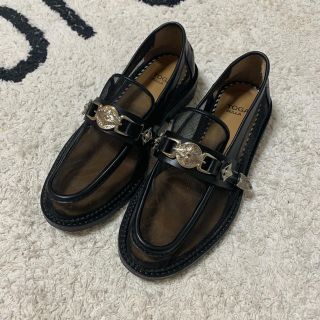 TOGA PULLA ss20 チュール素材コンチョ付きローファー