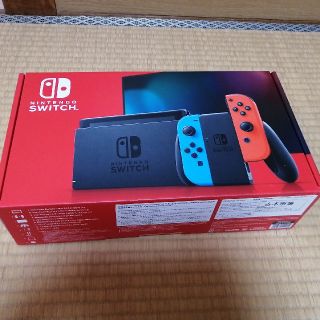 ニンテンドウ(任天堂)のNintendo Switch JOY-CON(L) ネオンブルー/(R) ネオ(家庭用ゲーム機本体)