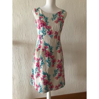 ローラアシュレイ(LAURA ASHLEY)のローラアシュレイ♡リネン　ハイビスカスワンピース(ひざ丈ワンピース)