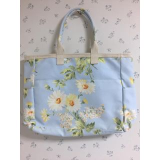 ローラアシュレイ(LAURA ASHLEY)のLAURA ASHLEY HOME  花柄トートバッグ(トートバッグ)