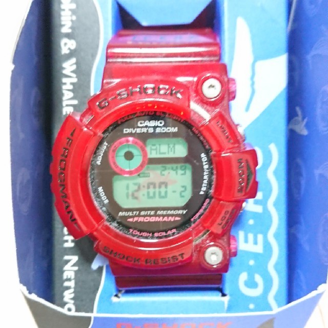 G-SHOCK(ジーショック)のG-SHOCK FROGMAN イルクジ2003限定モデル スケルトン レッド メンズの時計(腕時計(デジタル))の商品写真