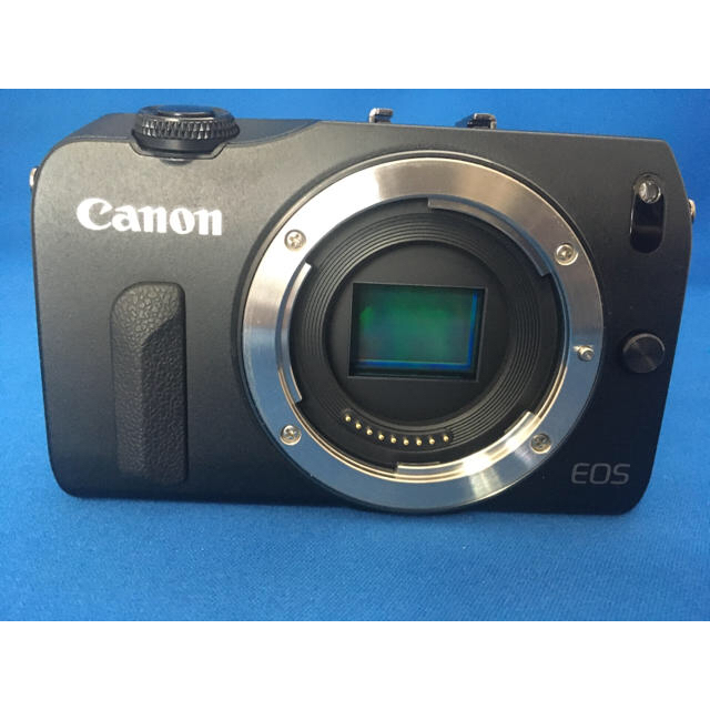 Canon ミラーレス一眼カメラ EOS M ボディ ブラック 1