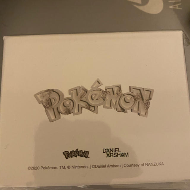 Daniel Arsham Pokémon 2G key charm ダニエル