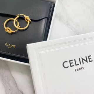 セリーヌ(celine)の【新品】CELINE セリーヌ 定番 ノット ピアス 両耳用 ゴールド スモール(ピアス)