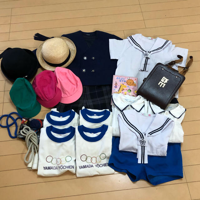 ゆきち様専用☆山田幼稚園 制服 体操服 指定用品一式 男の子120の通販 ...