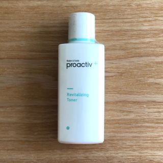 プロアクティブ(proactiv)の薬用化粧水　プロアクティブ　リバイタライジング　トナー　医薬部外品(化粧水/ローション)