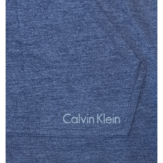 Calvin Klein(カルバンクライン)のカルバンクライン　新品　メンズ　パーカー(インディゴM) メンズのトップス(パーカー)の商品写真