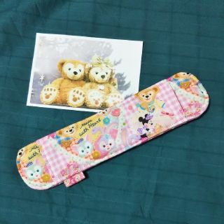 水筒肩紐カバー☆ダッフィーと仲間たち☆ハンドメイド(外出用品)