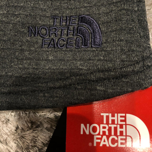 THE NORTH FACE(ザノースフェイス)の新品未使用　THE NORTH FACE ネックウォーマー メンズのファッション小物(ネックウォーマー)の商品写真