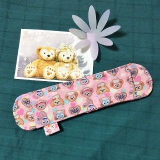 kirsche様専用   水筒肩紐カバー☆ダッフィーと仲間たち☆ハンドメイド(外出用品)