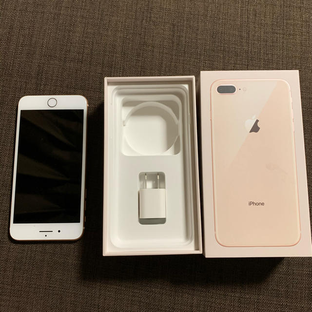 iPhone8 plus 256GB ゴールド　SIMフリー　美品スマホ/家電/カメラ