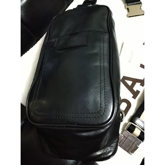 バリーボディバックブラック正規品 - ボディーバッグ