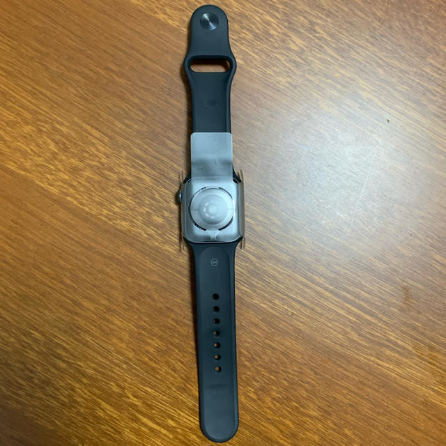 Apple Watch(アップルウォッチ)の《本体のみ新品同様品》 Apple watch series4 GPS 40MM スマホ/家電/カメラのスマホアクセサリー(その他)の商品写真