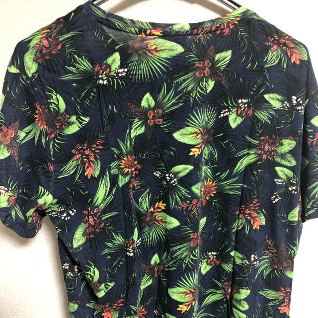 H&M(エイチアンドエム)のTシャツ メンズのトップス(シャツ)の商品写真