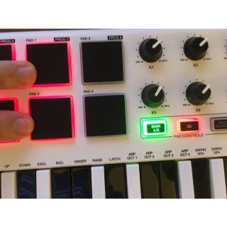 AKAI MPK mini MK2 MIDIキーボード(MIDIコントローラー)