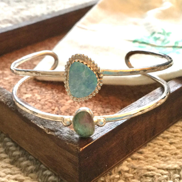 ボタニカルウエディング mau jewelry バングル - 通販 - motelparati