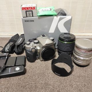 ペンタックス(PENTAX)のpentax kp + レンズ2本 + オマケ多数!!(商品説明必読)(デジタル一眼)