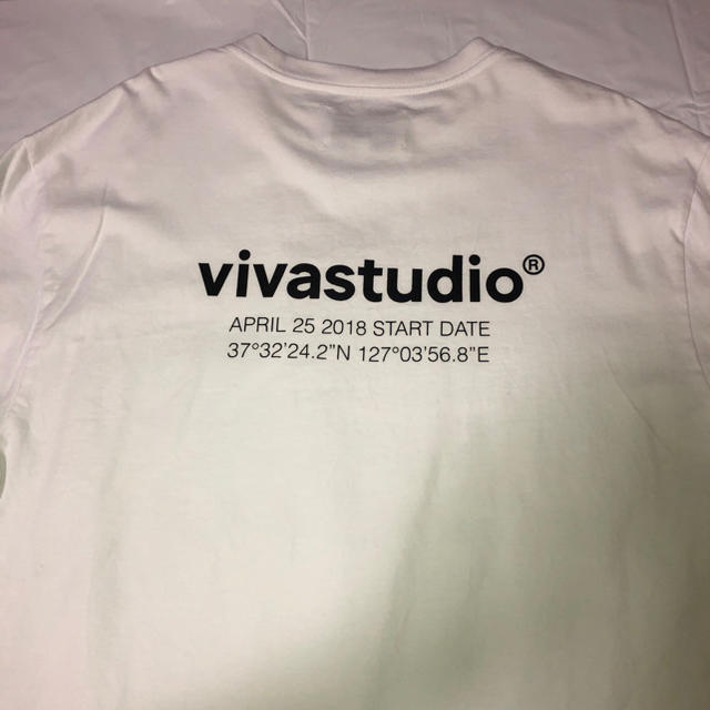 STYLENANDA(スタイルナンダ)のvivastudio Tシャツ メンズのトップス(Tシャツ/カットソー(半袖/袖なし))の商品写真