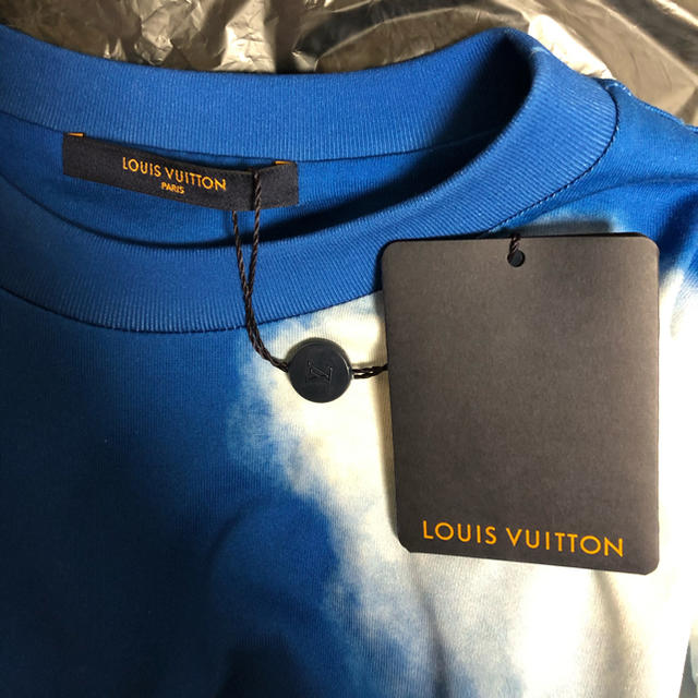 LOUIS VUITTON(ルイヴィトン)のLouis Vuitton Tシャツ メンズのトップス(Tシャツ/カットソー(半袖/袖なし))の商品写真