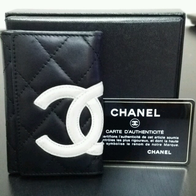 CHANEL(シャネル)のなち様専用 CHANEL 正規品 レディースのファッション小物(キーケース)の商品写真