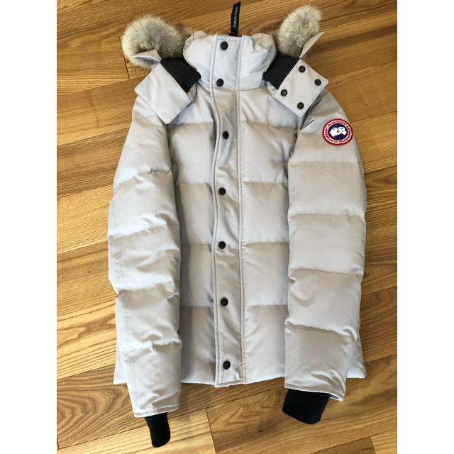 CANADA GOOSE(カナダグース)のカナダグース  ウィンダムパーカ　Sサイズ メンズのジャケット/アウター(ダウンジャケット)の商品写真