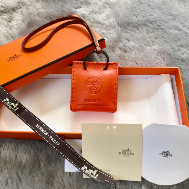 Y刻印エルメス　チャーム　サックオランジュ　新品未使用　HERMES