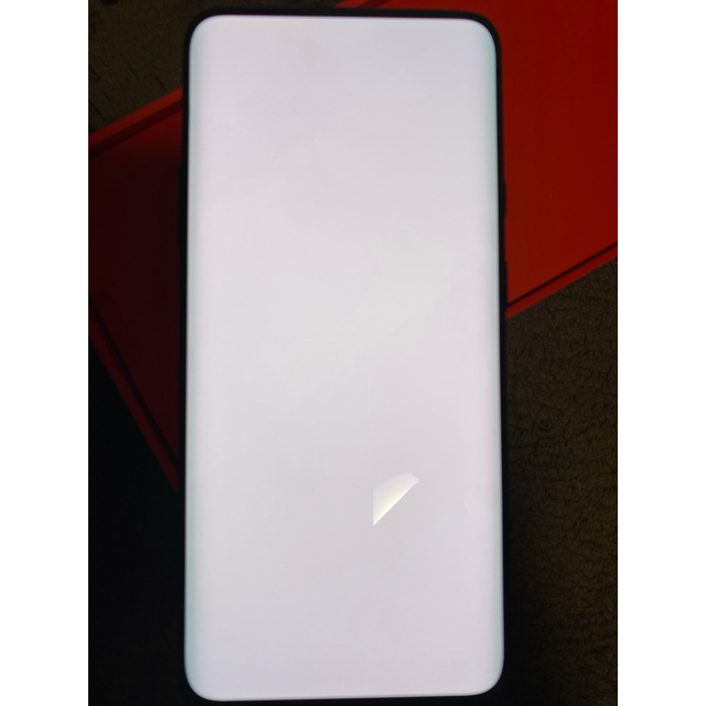 Oneplus 7 pro GM1910 ブルー 8GB 256GB スマホ/家電/カメラのスマートフォン/携帯電話(スマートフォン本体)の商品写真