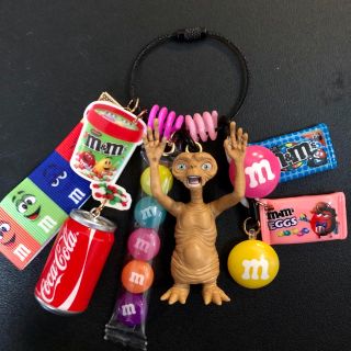 E.T. &　m&mチョコ　ジャラジャラ　ハンドメイド(キャラクターグッズ)