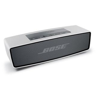ボーズ(BOSE)のBOSE SoundLinkMini　ハンディタイプ　コンパクトなのに重低音(アンプ)