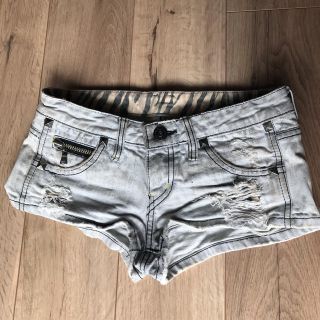 d.i.a(ショートパンツ)のフリマアイテム一覧 d.i.a(ショートパンツ)のフリマアイテム一覧