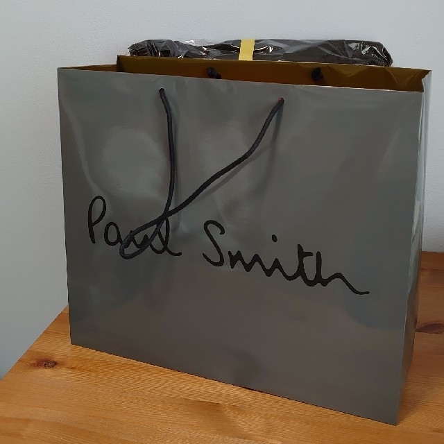 Paul Smith(ポールスミス)の【未使用・ﾗｯﾋﾟﾝｸﾞ】ポールスミス／ｽﾄﾗｲﾌﾟｼﾞｯﾌﾟリュック レディースのバッグ(リュック/バックパック)の商品写真