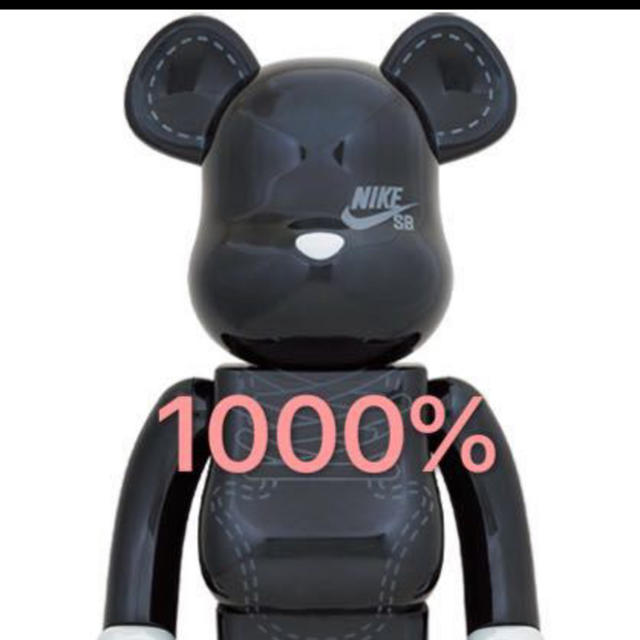 BE@RBRICK NIKE SB 2020 BLACK ベアブリック 1000 エンタメ/ホビーのおもちゃ/ぬいぐるみ(模型/プラモデル)の商品写真