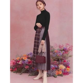 ザラ(ZARA)のtiさま専用⭐️⭐️3点おまとめご購入⭐️⭐️(ロングスカート)