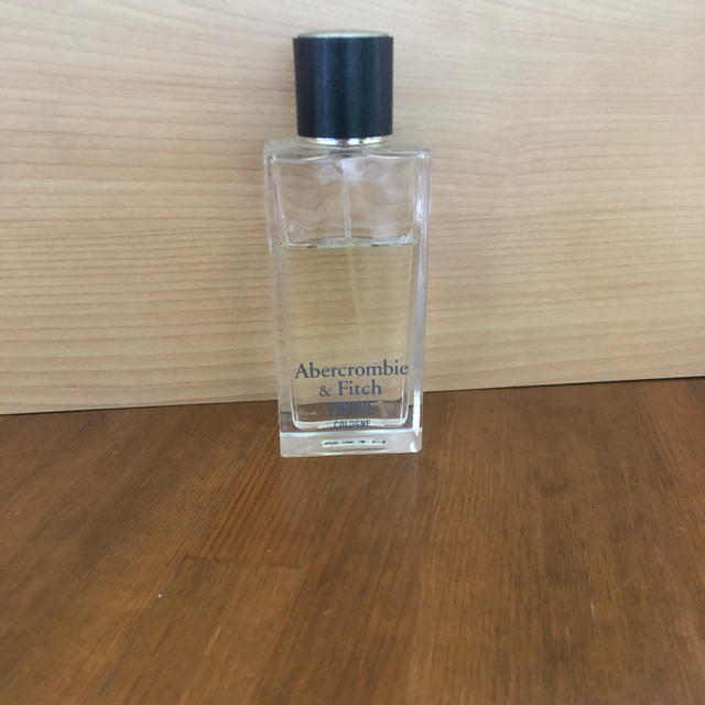 Abercrombie&Fitch(アバクロンビーアンドフィッチ)のway様専用　アバクロ　香水　フィアース100ml コスメ/美容の香水(香水(男性用))の商品写真