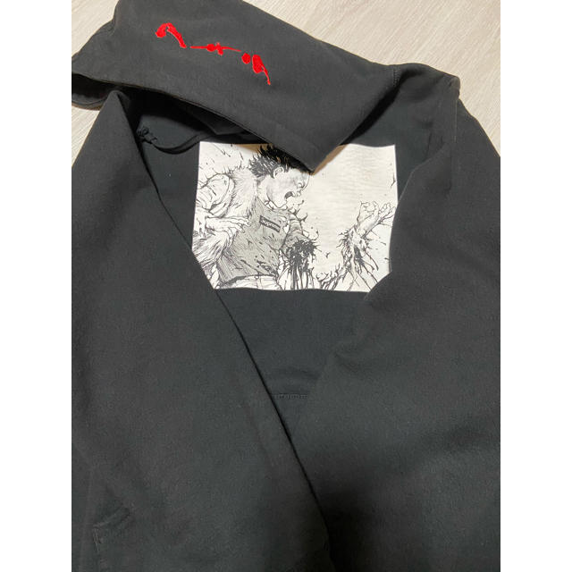 supreme akira パーカー　Sトップス