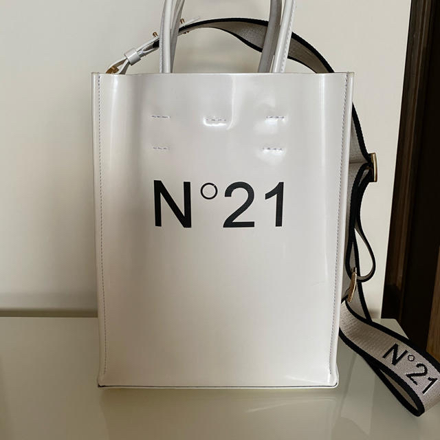 30%割引 【12月スーパーSALE N°21 - N°21.ヌメロヴェントゥーノ、2WAY