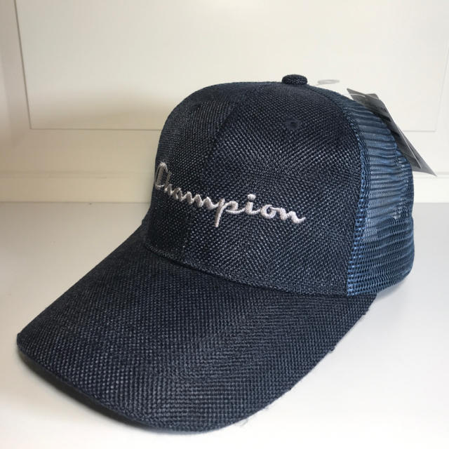 Champion(チャンピオン)の新品未使用　チャンピオンメッシュキャップ　送料無料　男女兼用 メンズの帽子(キャップ)の商品写真